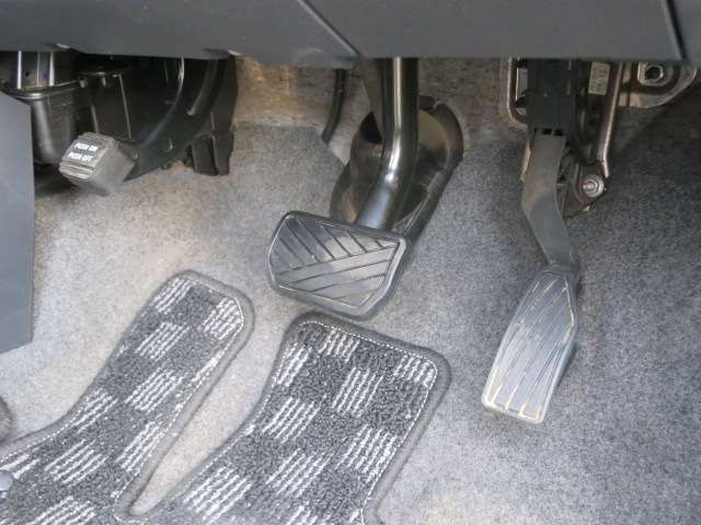 スズキ ソリオ １．２ ブラック＆ホワイト H23年 (関東) 99