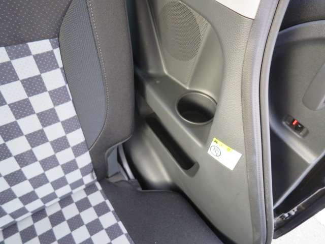 スズキ ソリオ １．２ ブラック＆ホワイト H23年 (関東) 99