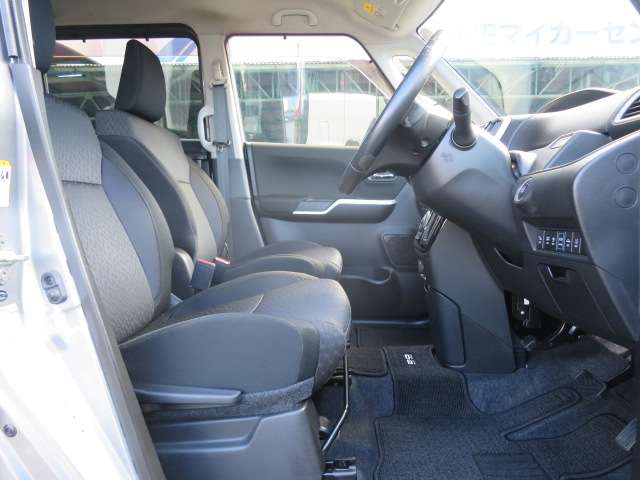 三菱 デリカ　Ｄ：２ １．２ カスタム ハイブリッド ＳＶ ナビパッケージ H30年 (関東) 99