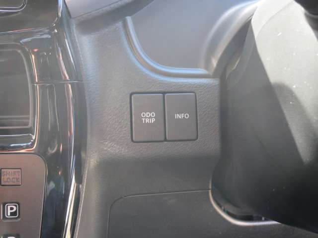 三菱 デリカ　Ｄ：２ １．２ カスタム ハイブリッド ＳＶ ナビパッケージ H30年 (関東) 99