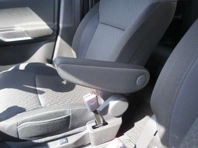 三菱 デリカ　Ｄ：２ １．２ カスタム ハイブリッド ＳＶ ナビパッケージ H30年 (関東) 99