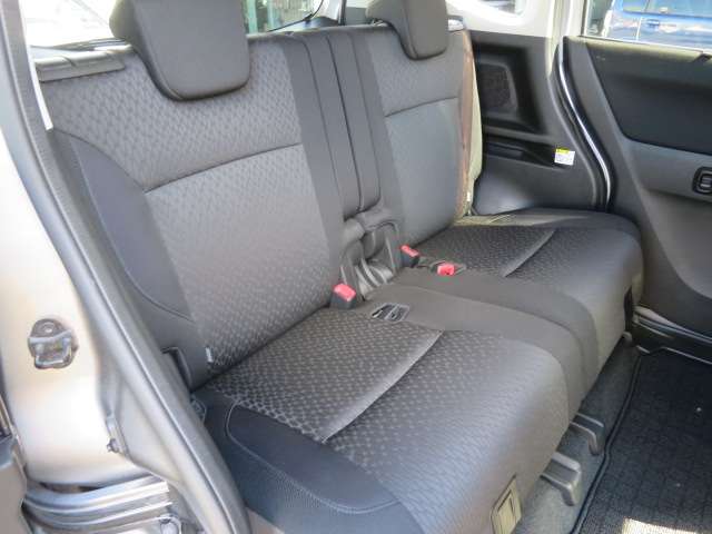 三菱 デリカ　Ｄ：２ １．２ カスタム ハイブリッド ＳＶ ナビパッケージ H30年 (関東) 99