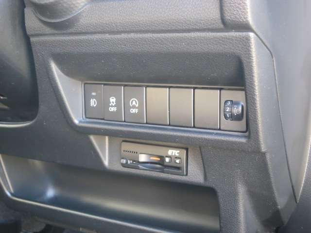 スズキ クロスビー １．０ ハイブリッド ＭＸ ４ＷＤ H30年 (関東) 99