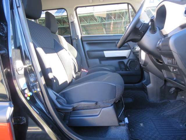 スズキ クロスビー １．０ ハイブリッド ＭＸ ４ＷＤ H30年 (関東) 99