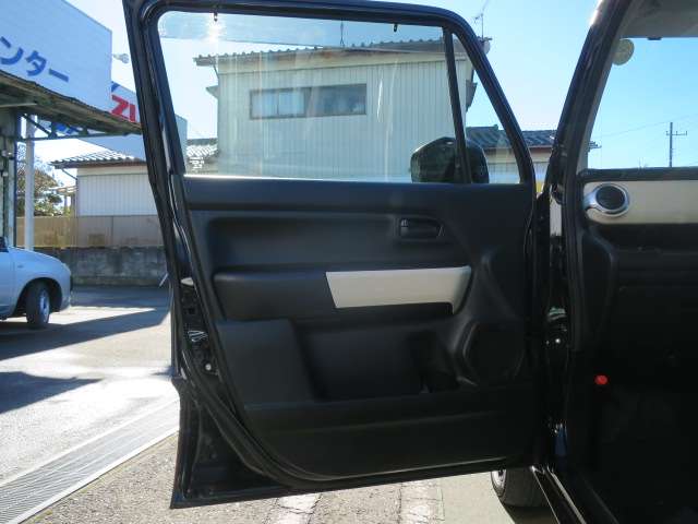 スズキ クロスビー １．０ ハイブリッド ＭＸ ４ＷＤ H30年 (関東) 99