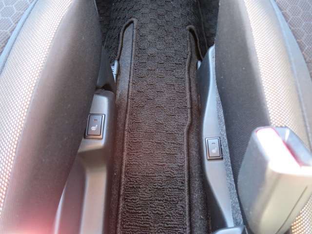 スズキ クロスビー １．０ ハイブリッド ＭＸ ４ＷＤ H30年 (関東) 99