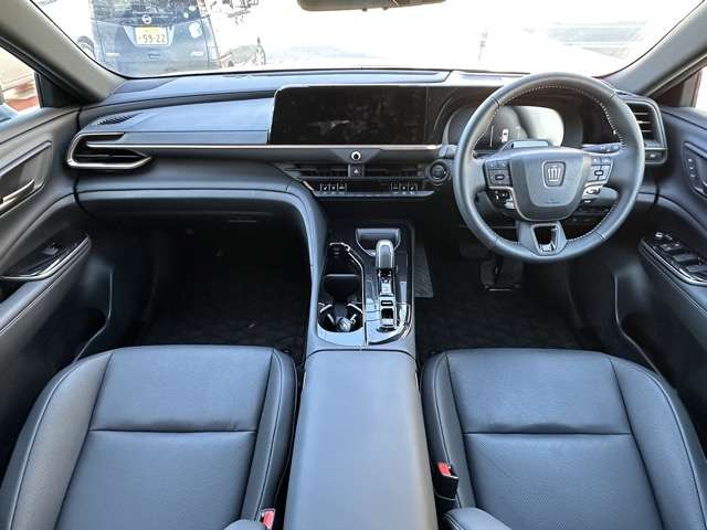 トヨタ クラウン　スポーツ　ハイブリッド ２．５ Ｚ Ｅ－ＦＯＵＲ ４ＷＤ R6年 (東海) 99