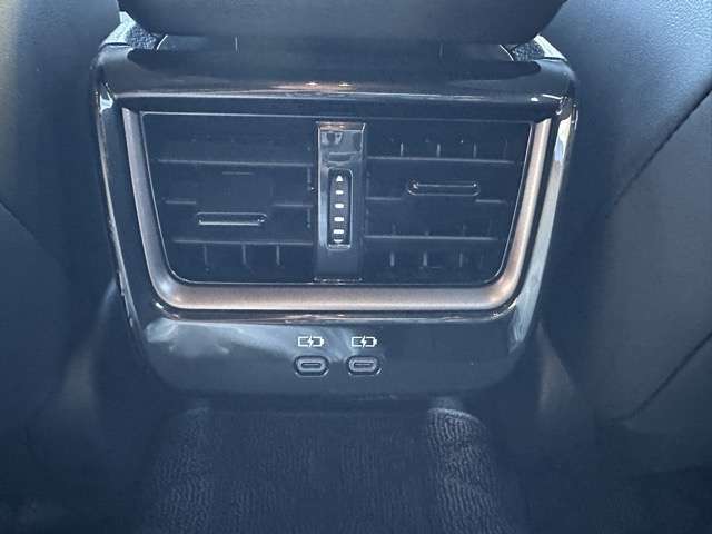 トヨタ クラウン　スポーツ　ハイブリッド ２．５ Ｚ Ｅ－ＦＯＵＲ ４ＷＤ R6年 (東海) 99