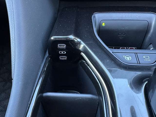 トヨタ クラウン　スポーツ　ハイブリッド ２．５ Ｚ Ｅ－ＦＯＵＲ ４ＷＤ R6年 (東海) 99