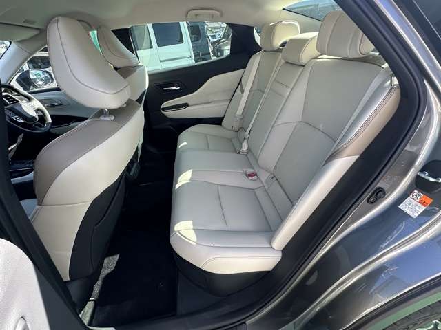 トヨタ クラウン　クロスオーバー　ハイブリッド ２．５ Ｇ アドバンスト レザー パッケージ Ｅ－ＦＯＵＲ ４ＷＤ R5年 (東海) 99