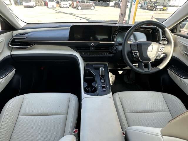 トヨタ クラウン　クロスオーバー　ハイブリッド ２．５ Ｇ アドバンスト レザー パッケージ Ｅ－ＦＯＵＲ ４ＷＤ R5年 (東海) 99