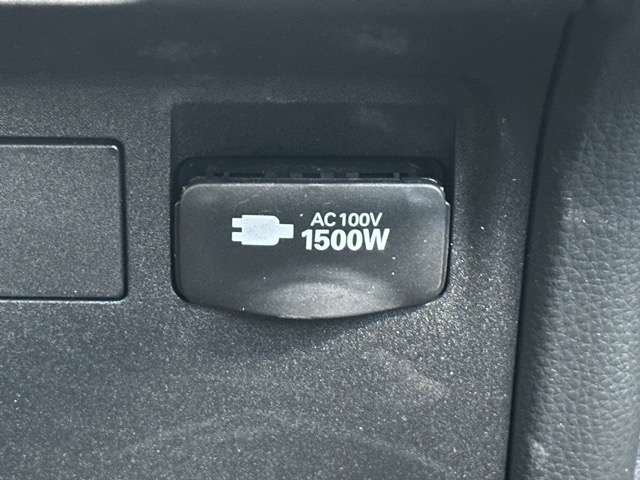 トヨタ プリウス ２．０ Ｚ Ｅ－ＦＯＵＲ ４ＷＤ R6年 (東海) 99