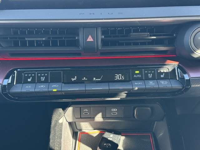 トヨタ プリウス ２．０ Ｚ Ｅ－ＦＯＵＲ ４ＷＤ R6年 (東海) 99