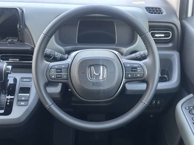 ホンダ フリード １．５ クロスター R7年 (東海) 99