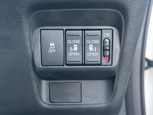 ホンダ フリード １．５ クロスター R7年 (東海) 99