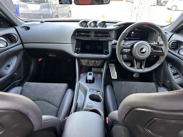 日産 フェアレディＺ ３．０ ＮＩＳＭＯ R7年 (東海) 99