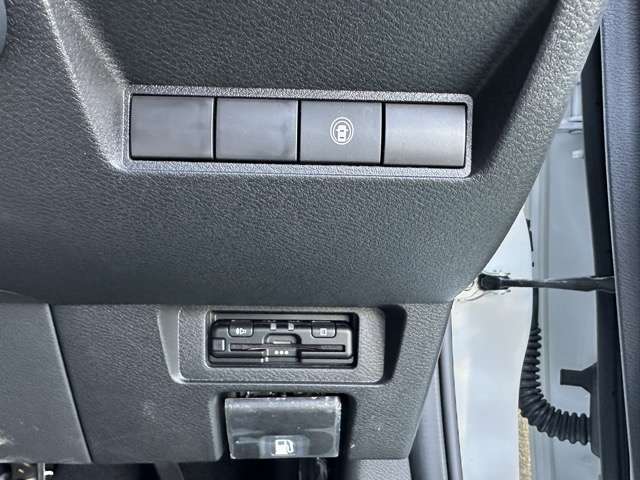 日産 ノートオーラ １．２ ＮＩＳＭＯ R6年 (東海) 99