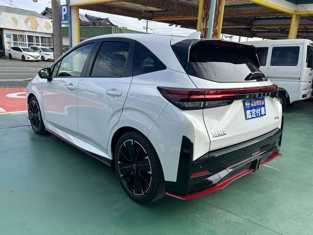 日産 ノートオーラ １．２ ＮＩＳＭＯ チューンド Ｅ－ＰＯＷＥＲ ４ＷＤ R7年 (東海) 99