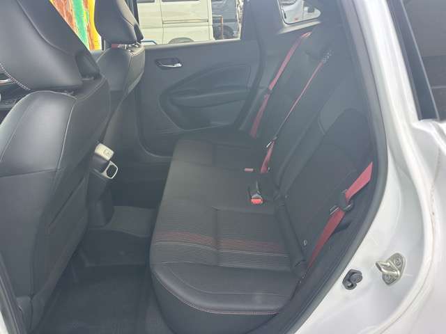 日産 ノートオーラ １．２ ＮＩＳＭＯ チューンド Ｅ－ＰＯＷＥＲ ４ＷＤ R7年 (東海) 99