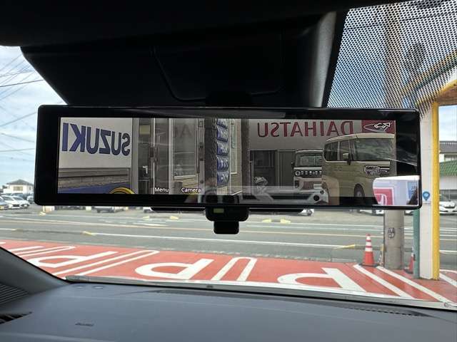 日産 ノートオーラ １．２ ＮＩＳＭＯ チューンド Ｅ－ＰＯＷＥＲ ４ＷＤ R7年 (東海) 99