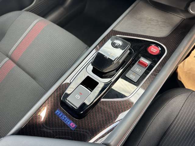 日産 ノートオーラ １．２ ＮＩＳＭＯ チューンド Ｅ－ＰＯＷＥＲ ４ＷＤ R7年 (東海) 99