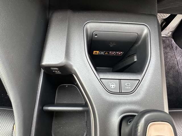 トヨタ クラウン　クロスオーバー　ハイブリッド ２．４ ＲＳ アドバンスト Ｅ－ＦＯＵＲ ＡＤＶＡＮＣＥＤ ４ＷＤ R5年 (東海) 99