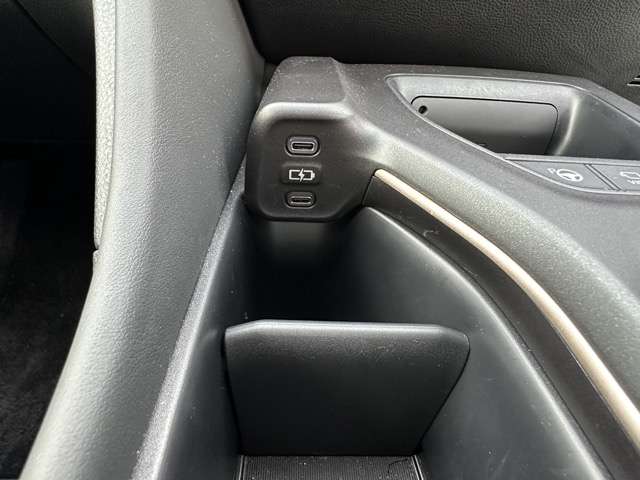 トヨタ クラウン　クロスオーバー　ハイブリッド ２．４ ＲＳ アドバンスト Ｅ－ＦＯＵＲ ＡＤＶＡＮＣＥＤ ４ＷＤ R5年 (東海) 99