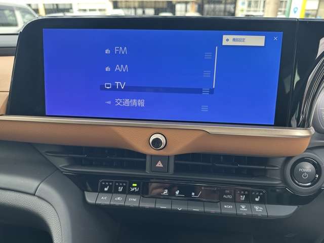 トヨタ クラウン　クロスオーバー　ハイブリッド ２．４ ＲＳ アドバンスト Ｅ－ＦＯＵＲ ＡＤＶＡＮＣＥＤ ４ＷＤ R5年 (東海) 99