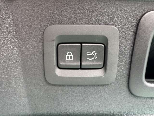 マツダ ＣＸ−６０ ３．３ ＸＤハイブリッド エクスクルーシブ スポーツ ディーゼルターボ ４ＷＤ R5年 (東海) 99