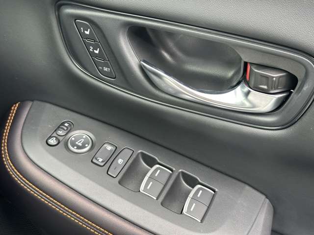 ホンダ ＺＲ－Ｖ ２．０ Ｅ：ＨＥＶ Ｚ R6年 (東海) 99