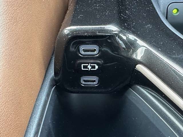 トヨタ クラウン　クロスオーバー　ハイブリッド ２．５ Ｚ Ｅ－ＦＯＵＲ ４ＷＤ R6年 (東海) 99