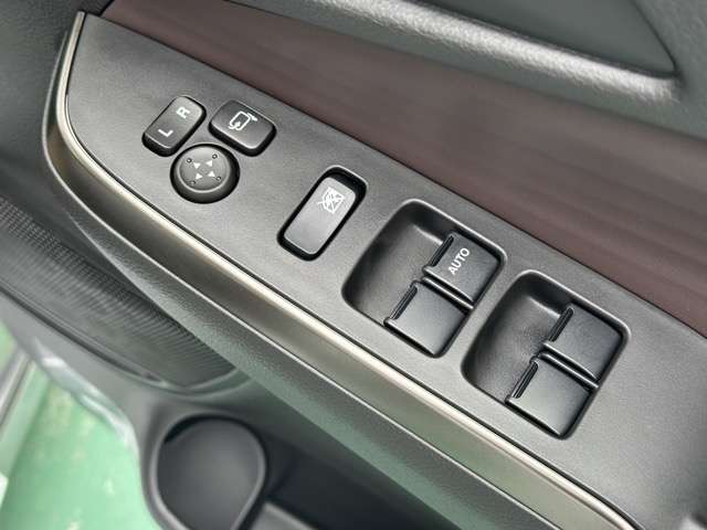 スズキ ソリオ １．２ バンディット ハイブリッド ＭＶ R7年 (東海) 99