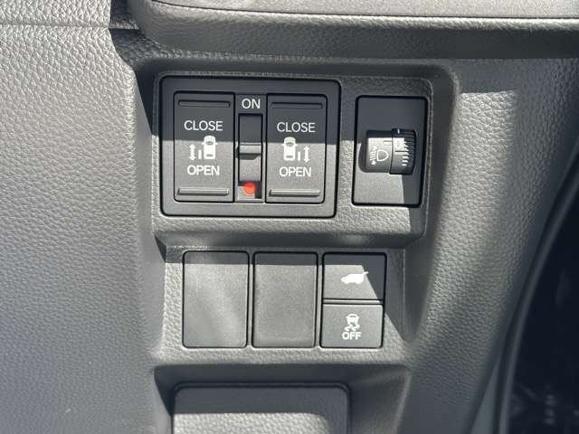 ホンダ ステップワゴン １．５ スパーダ R7年 (東海) 99