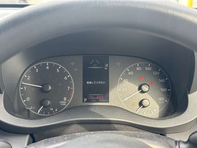 トヨタ ヤリス １．５ Ｘ R2年 (東海) 99