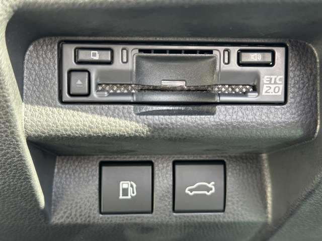 トヨタ クラウン　クロスオーバー　ハイブリッド ２．５ Ｇ アドバンスト Ｅ－ＦＯＵＲ ４ＷＤ R5年 (東海) 99