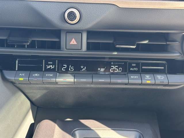 トヨタ クラウン　クロスオーバー　ハイブリッド ２．５ Ｇ アドバンスト Ｅ－ＦＯＵＲ ４ＷＤ R5年 (東海) 99