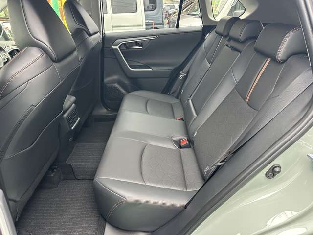 トヨタ ＲＡＶ４ ２．０ アドベンチャー ４ＷＤ R6年 (東海) 99