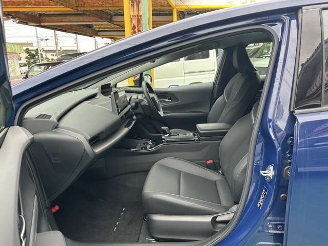 トヨタ プリウス ２．０ Ｚ R5年 (東海) 99