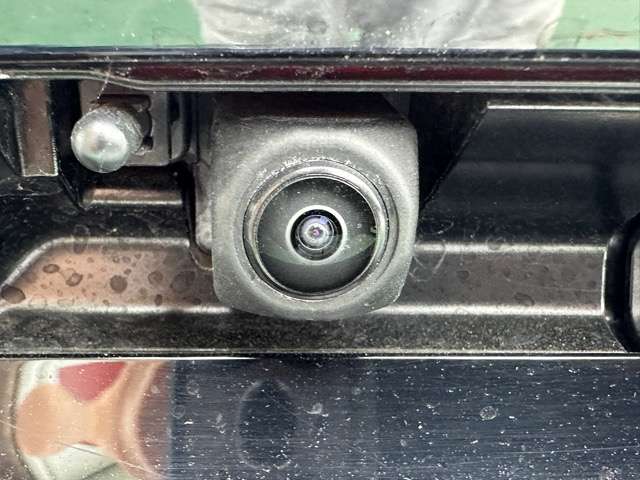 トヨタ プリウス ２．０ Ｚ R5年 (東海) 99