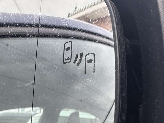 トヨタ プリウス ２．０ Ｚ R5年 (東海) 99