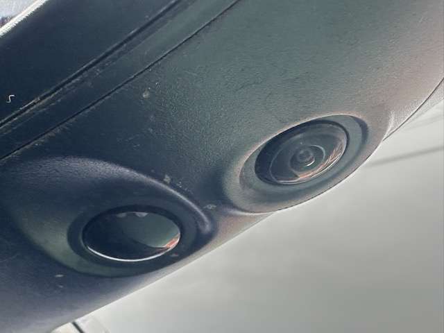 トヨタ プリウス ２．０ Ｚ R5年 (東海) 99