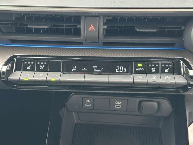 トヨタ プリウス ２．０ Ｚ R5年 (東海) 99