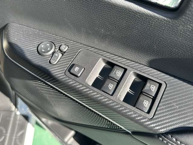 三菱 デリカ　Ｄ：５ ２．２ Ｐ ディーゼルターボ ４ＷＤ R6年 (東海) 99