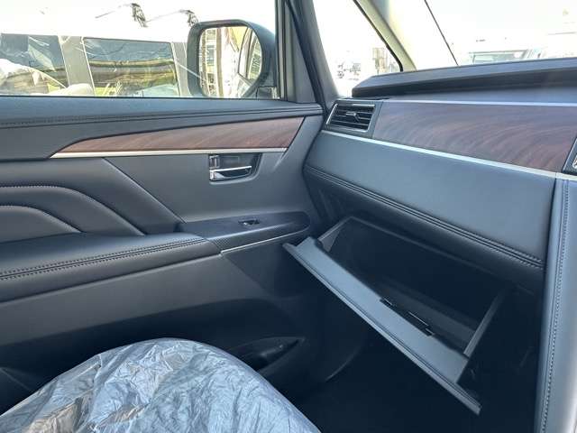 三菱 デリカ　Ｄ：５ ２．２ Ｐ ディーゼルターボ ４ＷＤ R6年 (東海) 99