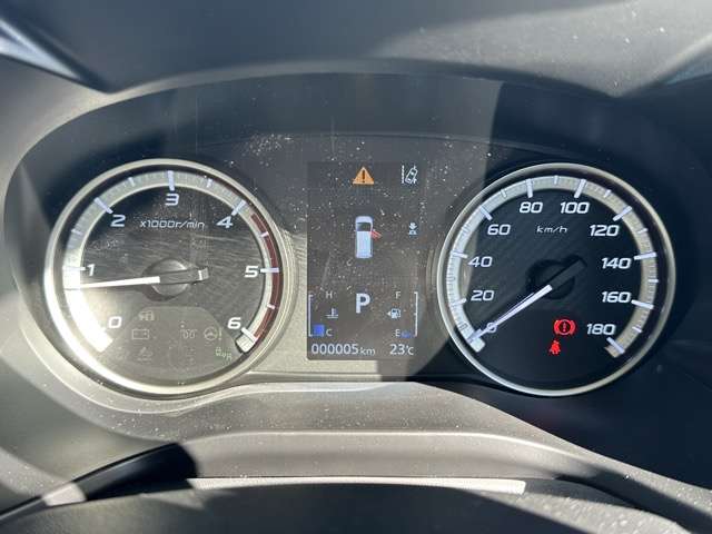 三菱 デリカ　Ｄ：５ ２．２ Ｐ ディーゼルターボ ４ＷＤ R6年 (東海) 99