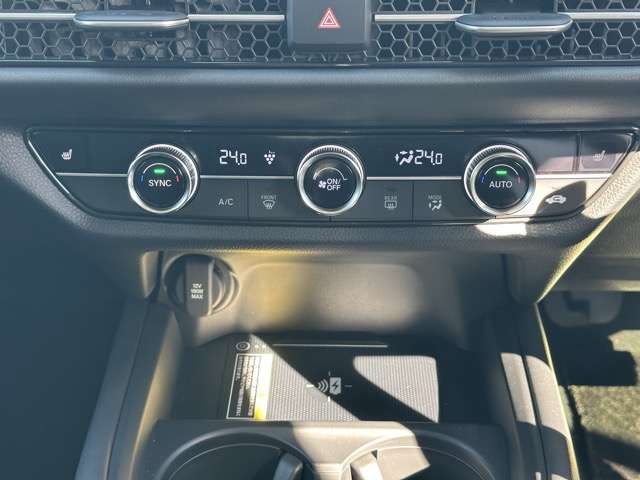 ホンダ ＺＲ－Ｖ ２．０ Ｅ：ＨＥＶ Ｚ R4年 (東海) 99