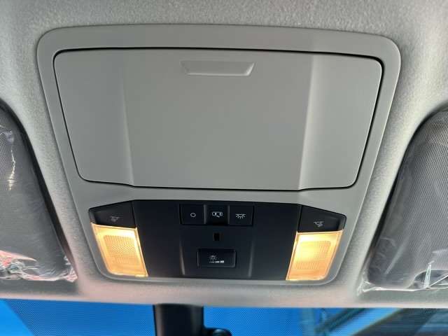 三菱 デリカ　Ｄ：５ ２．２ シャモニー 電動サイドステップ非装着車 ディーゼルターボ ４ＷＤ R7年 (東海) 99