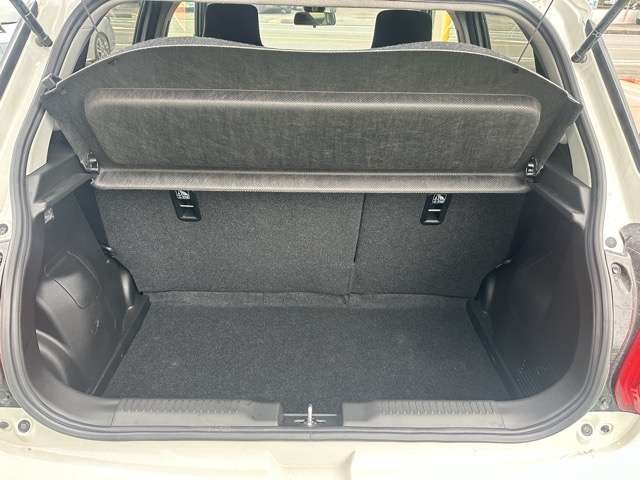 スズキ スイフト スポーツ １．４ R5年 (東海) 99