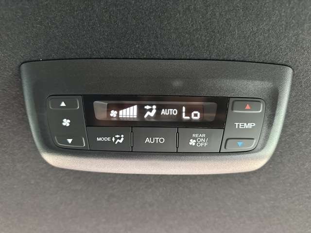 ホンダ ステップワゴン １．５ スパーダ R7年 (東海) 99