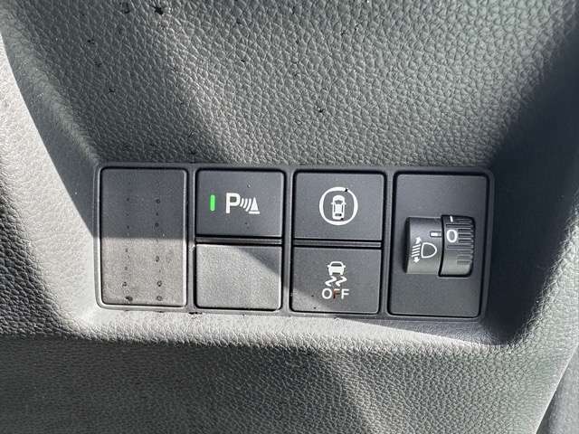 ホンダ フィット　ハイブリッド １．５ Ｅ：ＨＥＶ ホーム R3年 (東海) 99